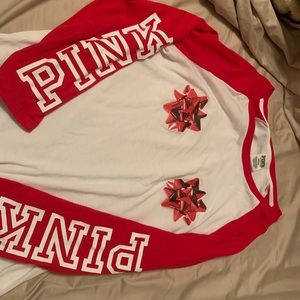 🎄PINK Christmas bow top 🎄